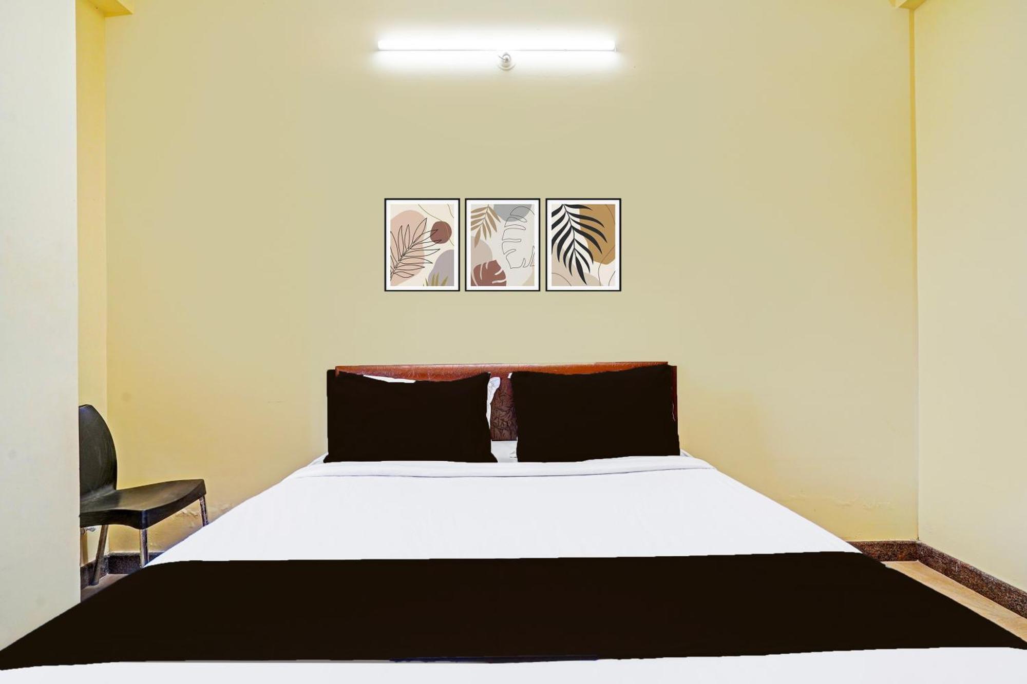 Super Hotel O Srigandhakavalu Formerly Chamundeshwari Lodging Jālahalli Kültér fotó