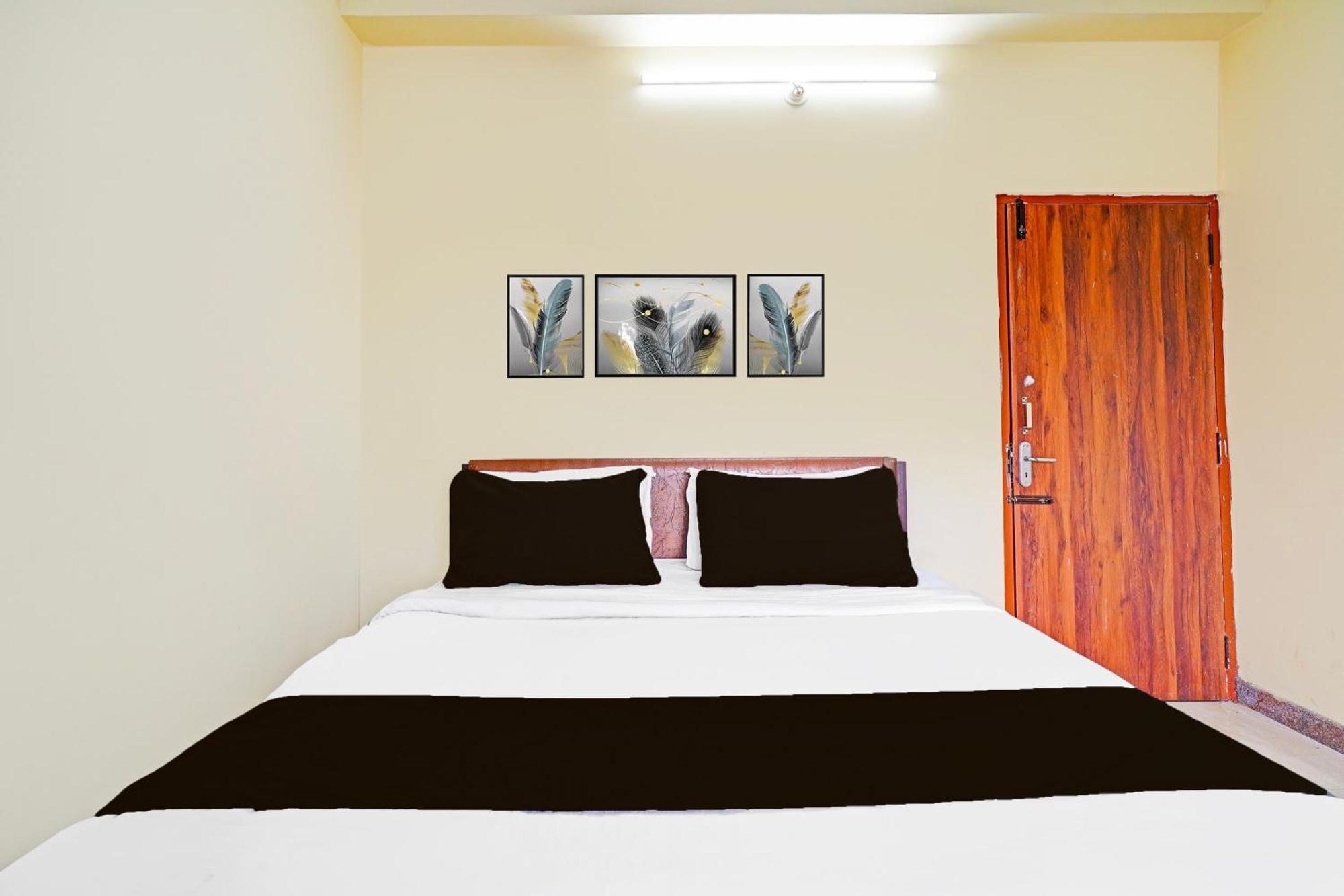 Super Hotel O Srigandhakavalu Formerly Chamundeshwari Lodging Jālahalli Kültér fotó