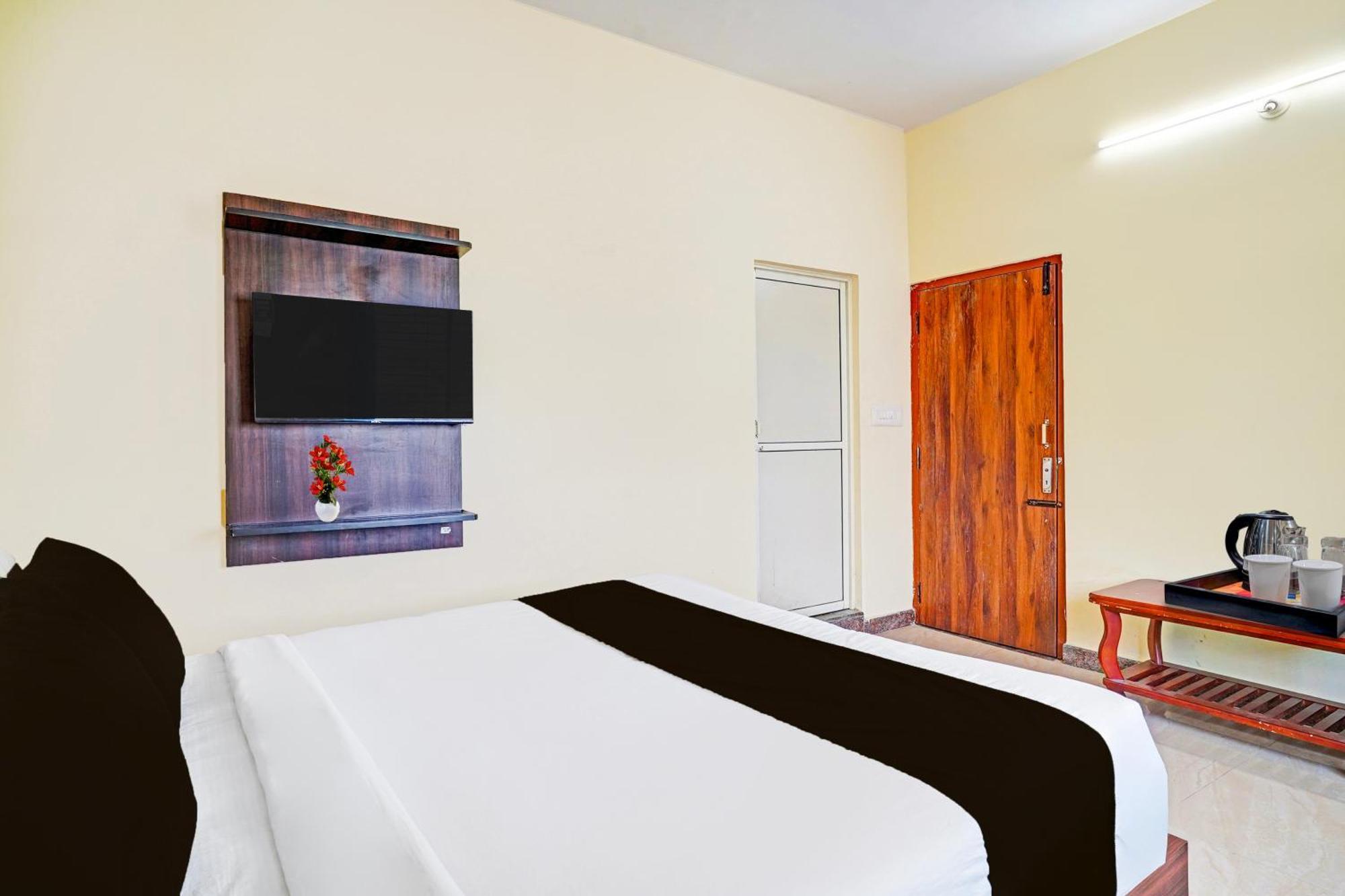 Super Hotel O Srigandhakavalu Formerly Chamundeshwari Lodging Jālahalli Kültér fotó